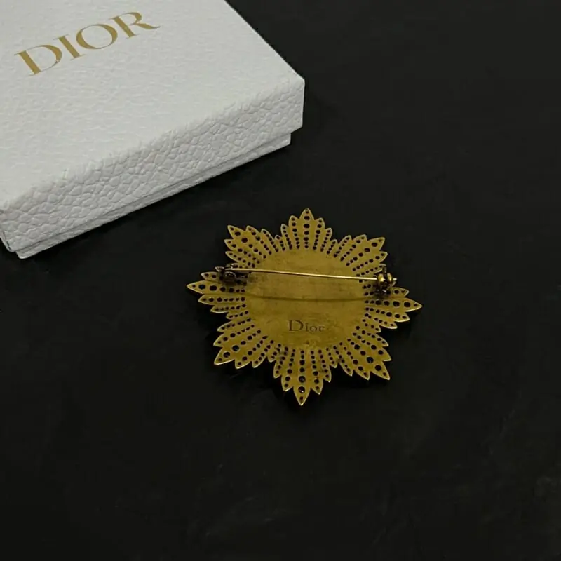 christian dior brooches pour femme s_12156434